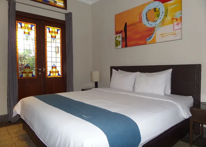 Merbabu Guest House Malang